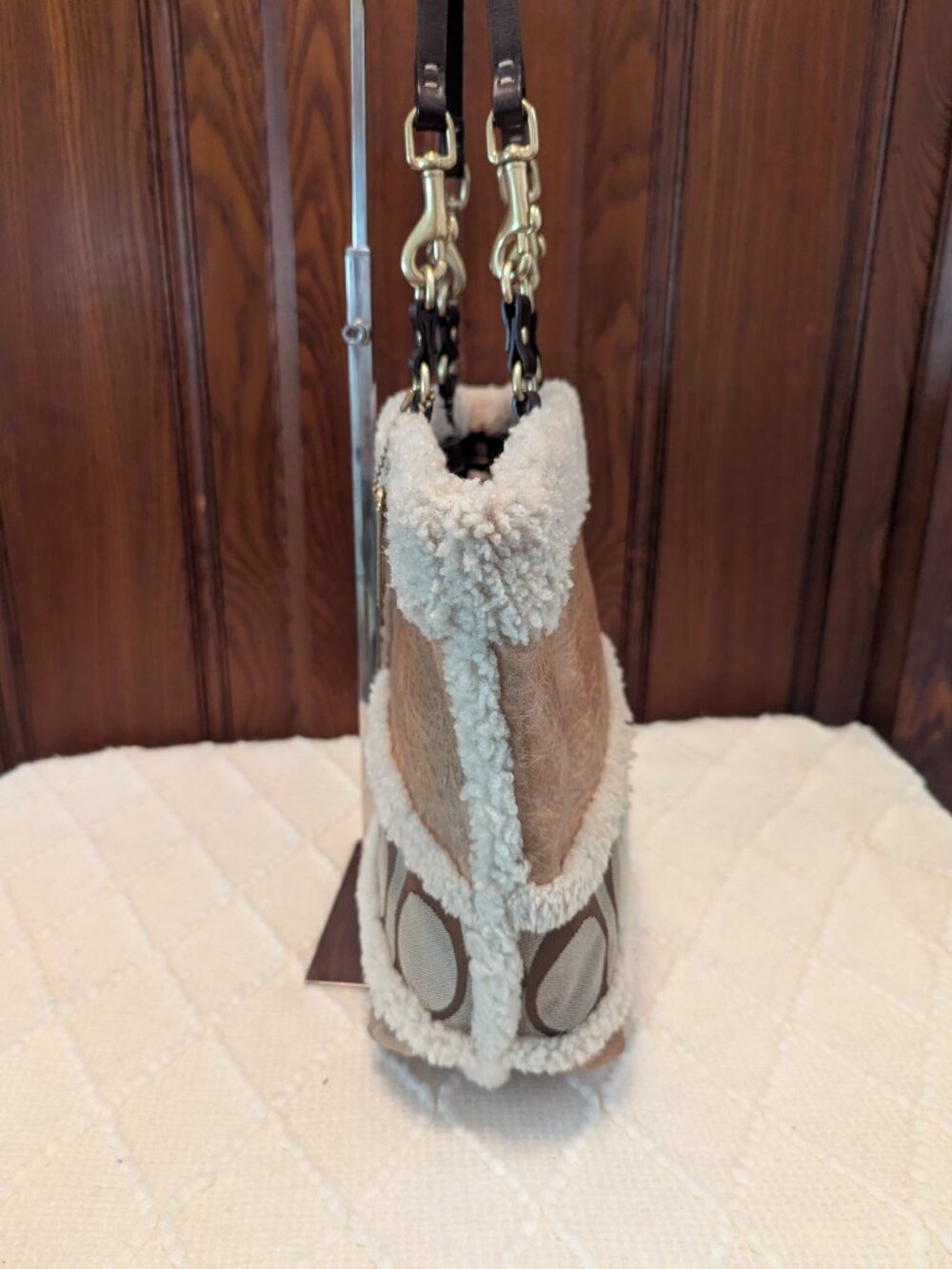Coach Vintage 2006 Hamptons Shearling Signature Tote F06S-10393 - Picture 5 of 11